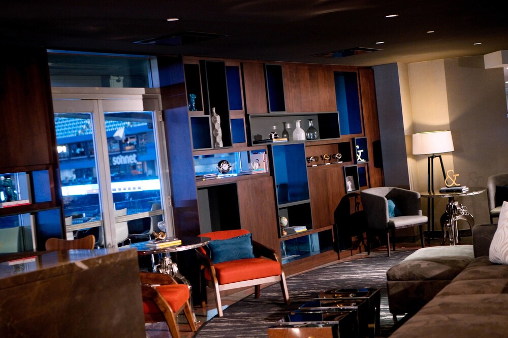 Hotel Bar