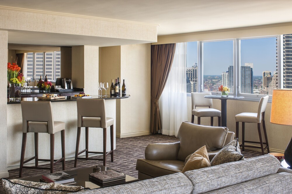 Executive Lounge
