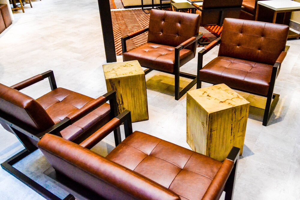 Lobby, Embassy Suites by Hilton Austin Downtown South Congress