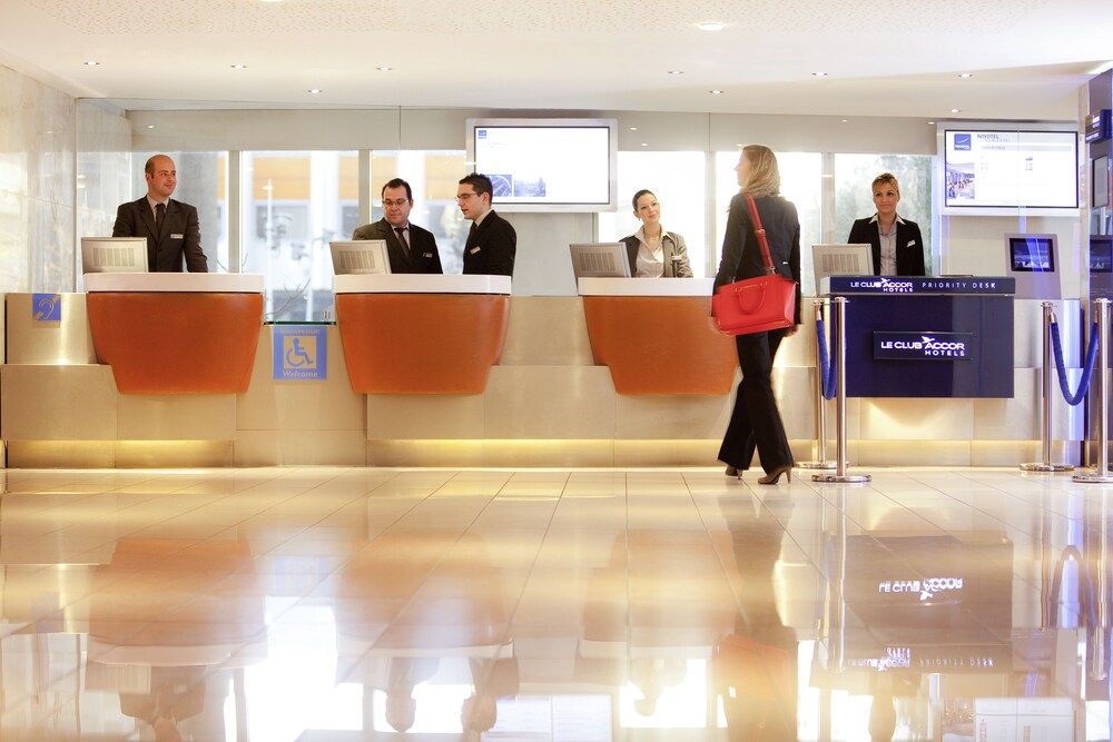 Reception, Novotel Paris Centre Tour Eiffel