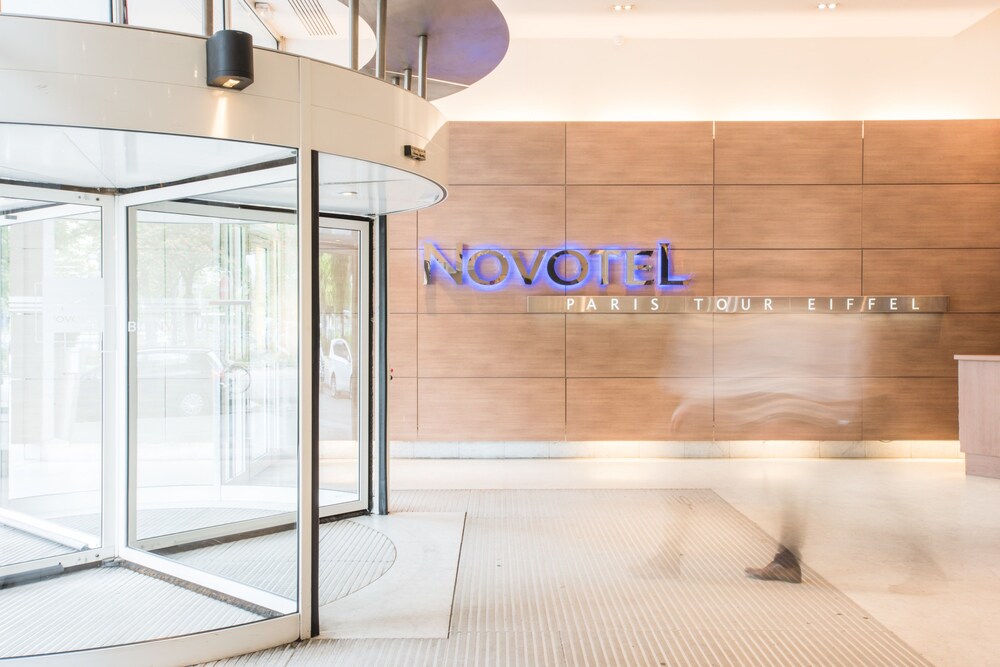 Interior entrance, Novotel Paris Centre Tour Eiffel