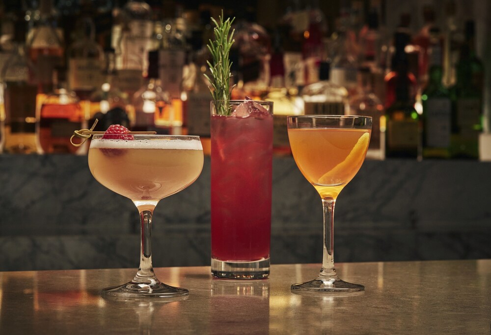 Hotel Bar