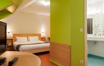 Guestroom