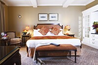 Deluxe Room, 1 King Bed