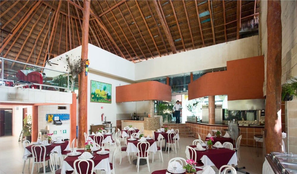 Food Court