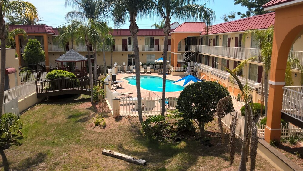 Courtyard View