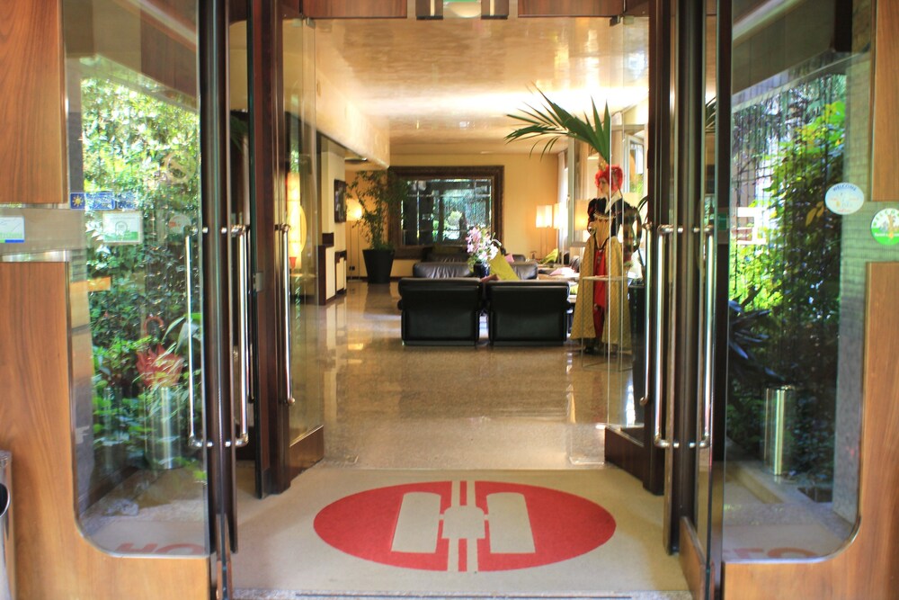 Entrée de l'hôtel