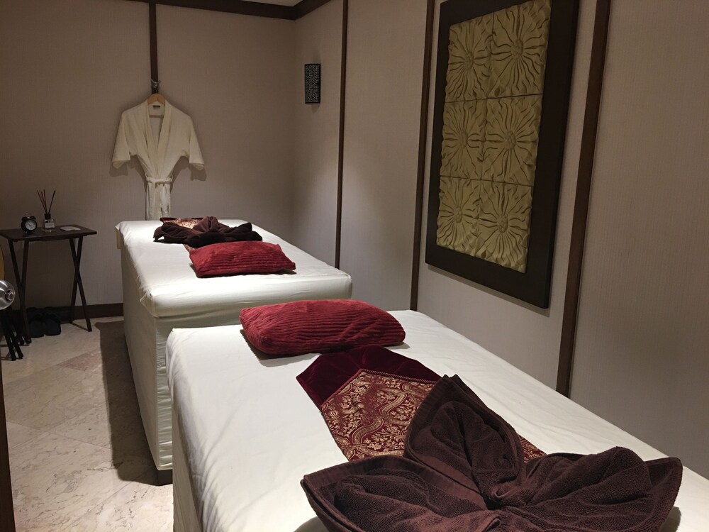 Massage, The Heritage Hotel Manila