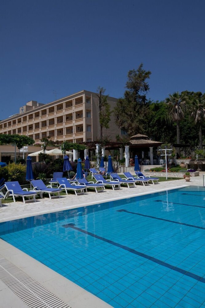 Exercise/Lap Pool