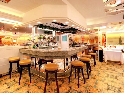 Hotel Bar