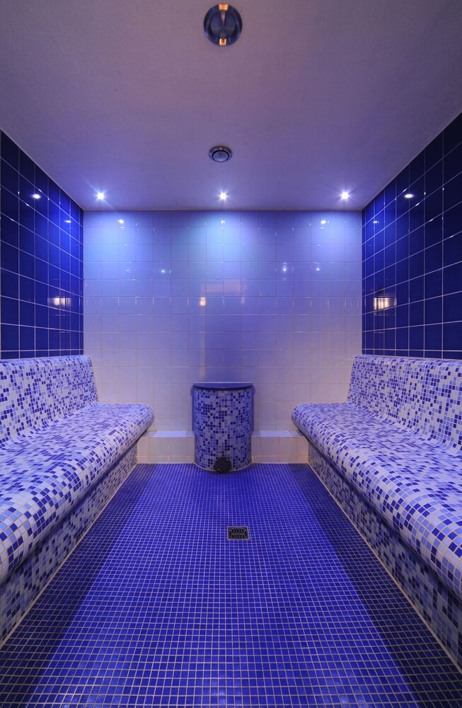 Steam Room