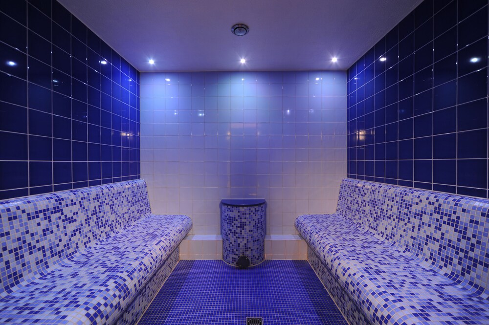 Steam Room