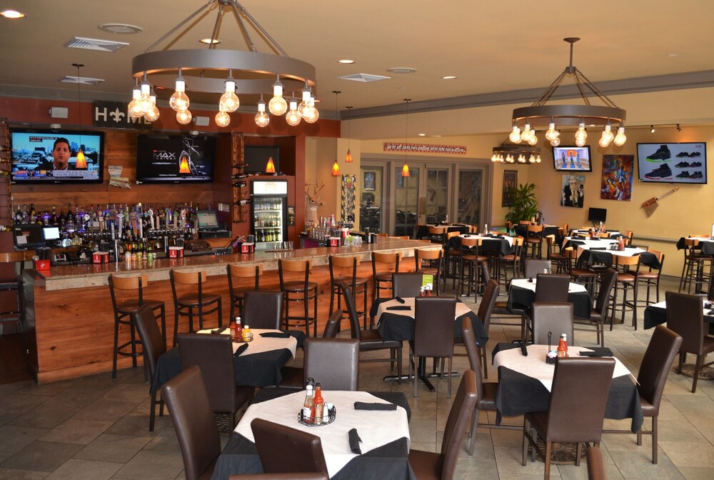 Hotel Lounge