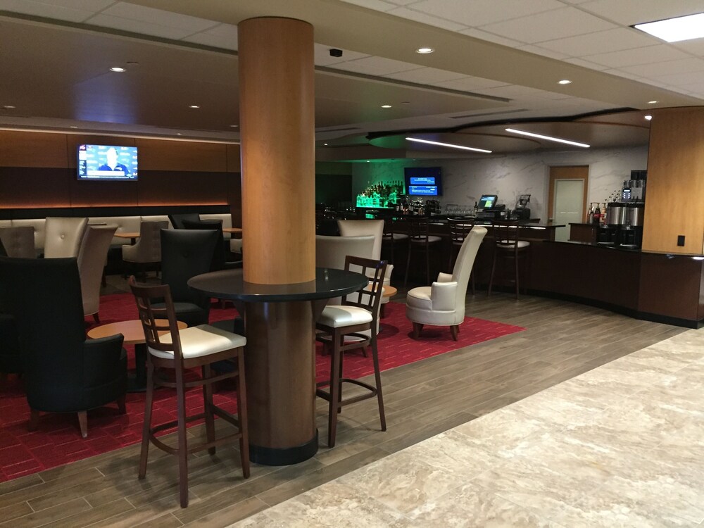 Hotel Lounge