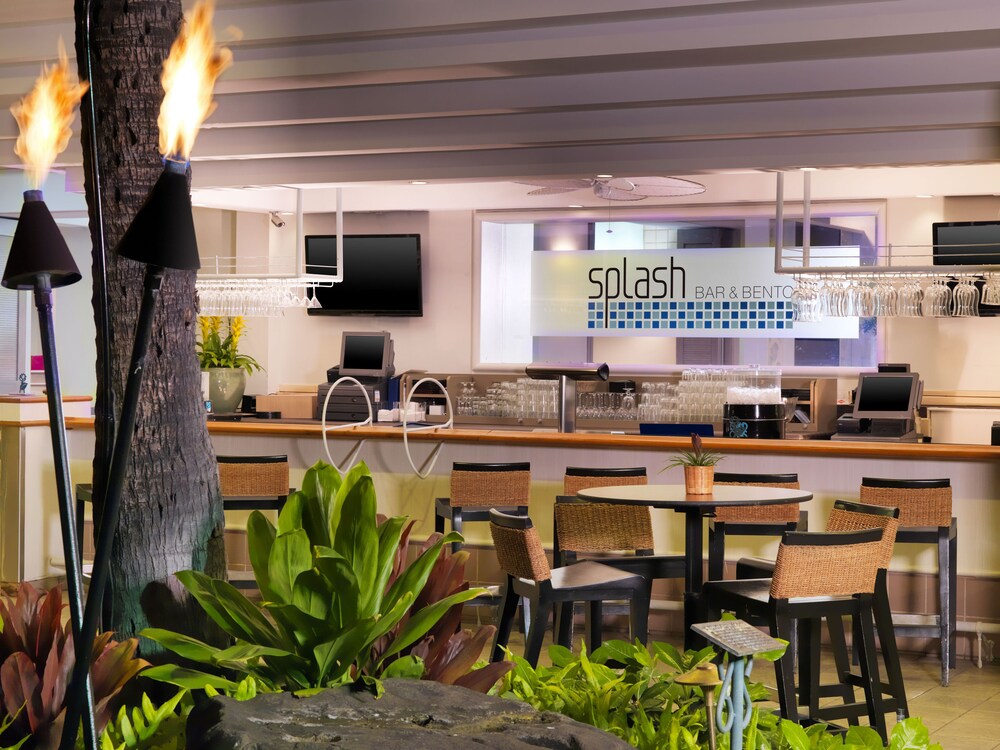 Hotel Bar