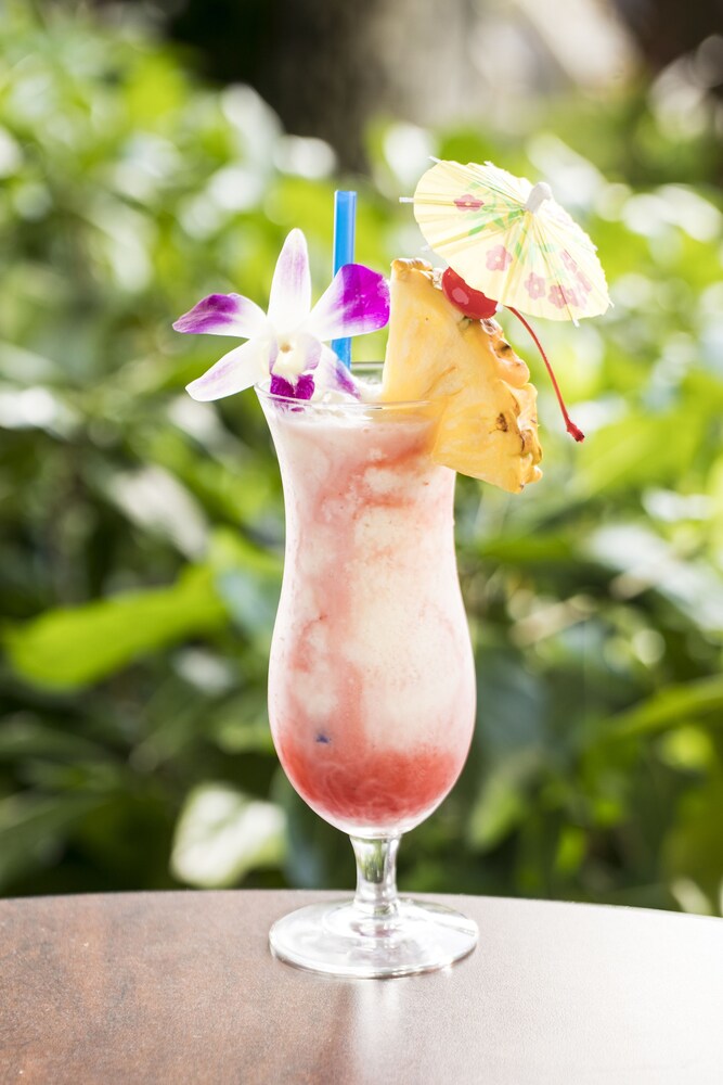Poolside Bar