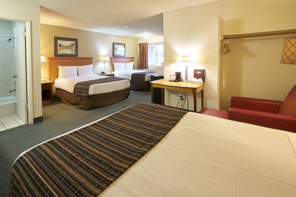 Room, Skyway Inn SeaTac