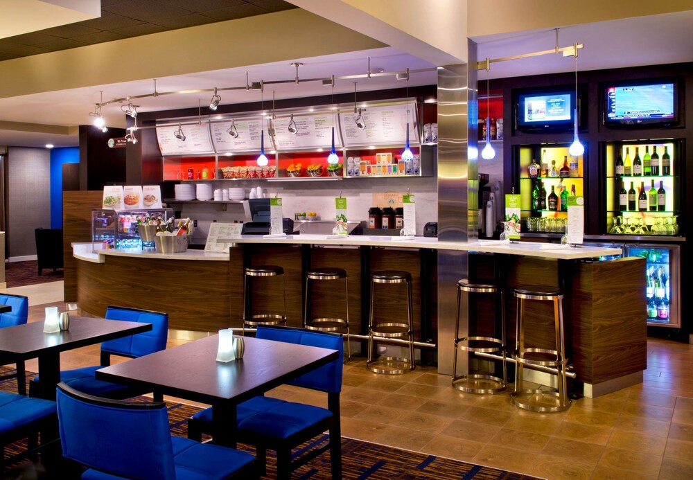 Hotel Lounge