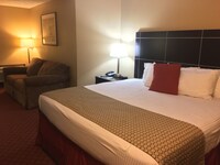 Single Room, Patio
