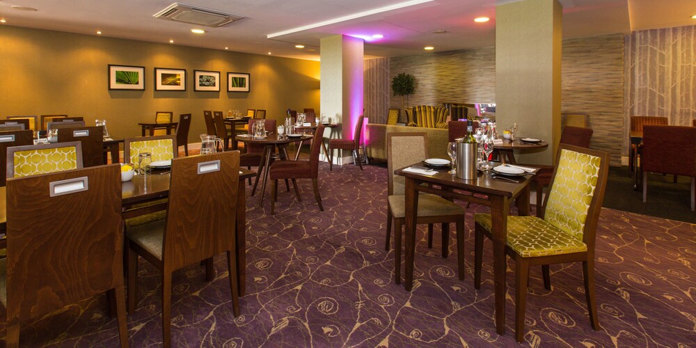 Hotel Lounge