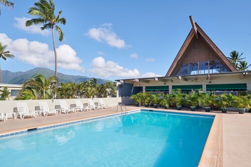 Maui Beach Hotel