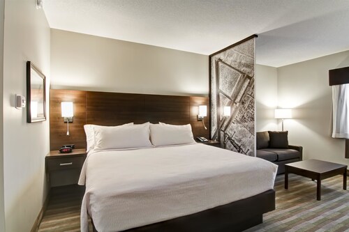 Best Western London Airport Inn & Suites