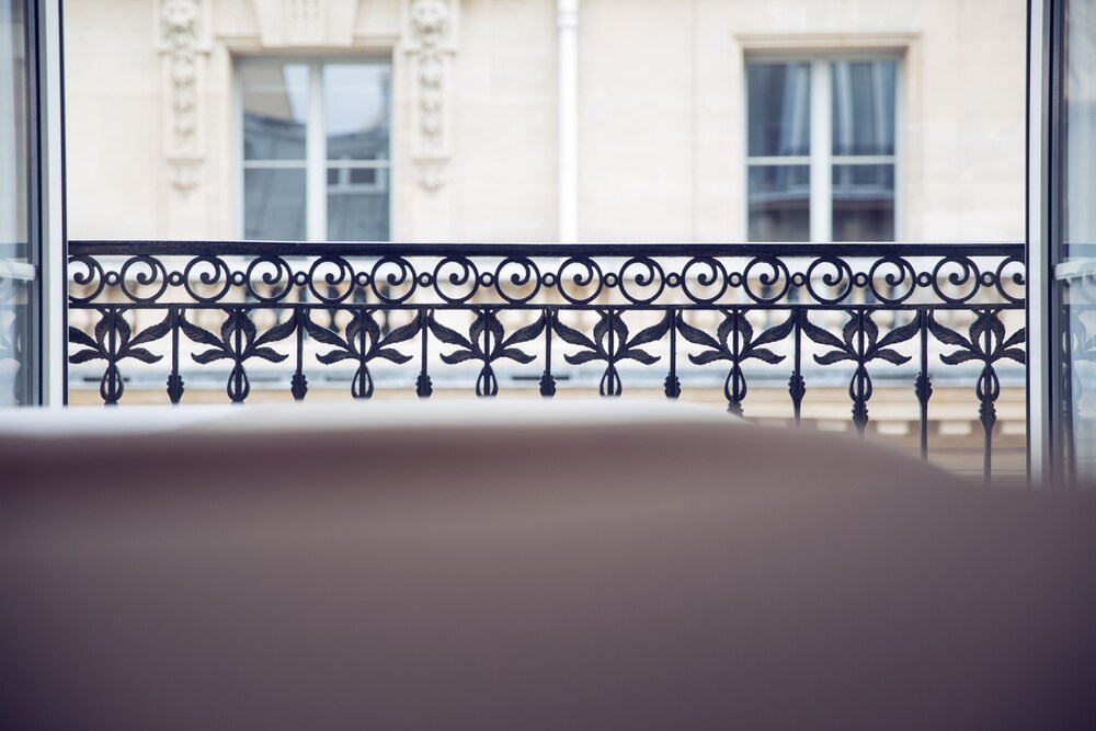 Room, Timhotel Palais Royal