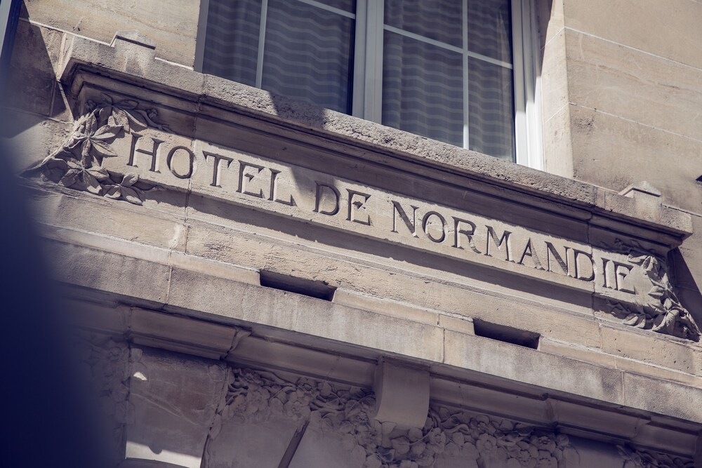 Exterior detail, Timhotel Palais Royal