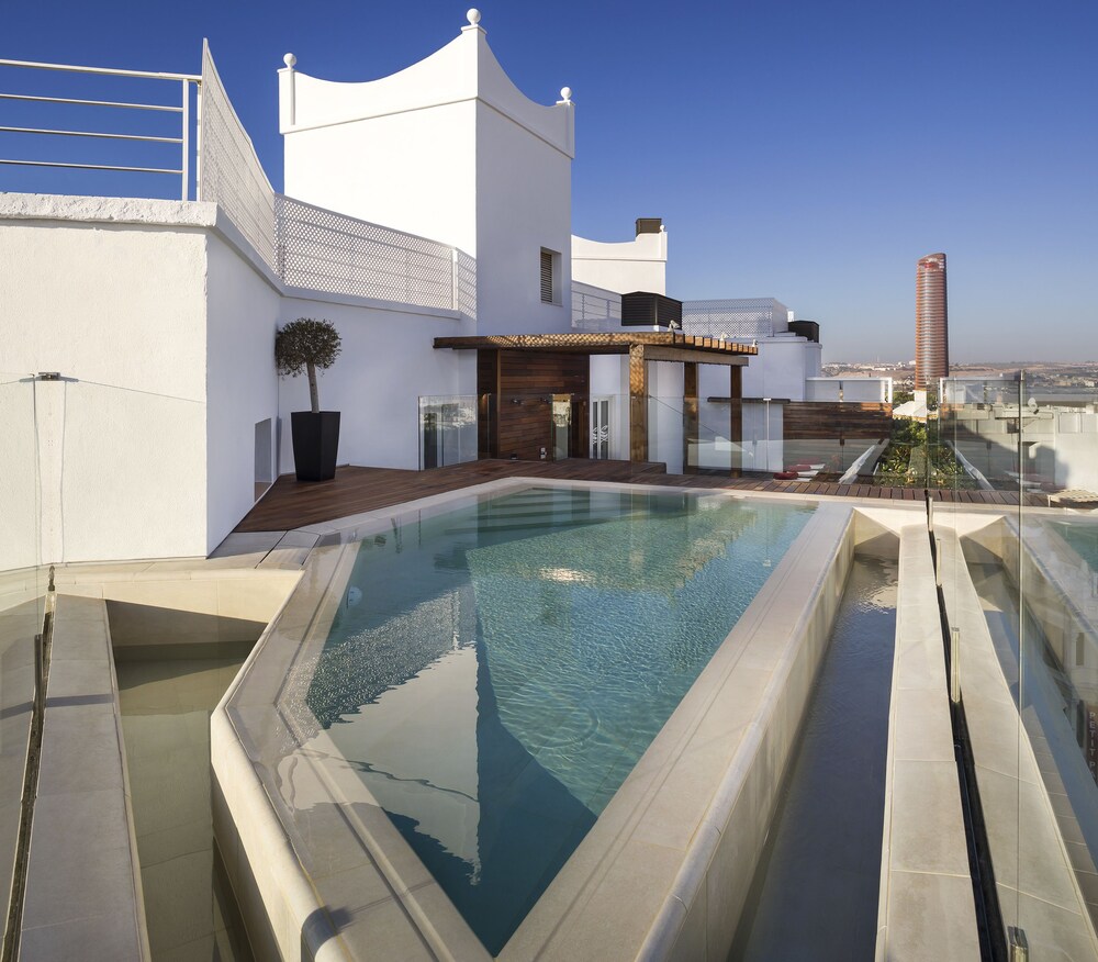 Rooftop Pool