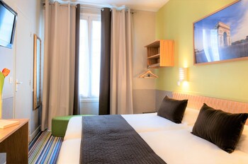 Guestroom