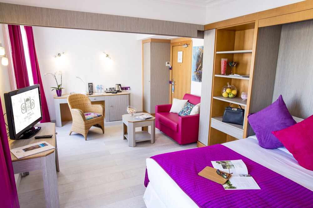 Guestroom