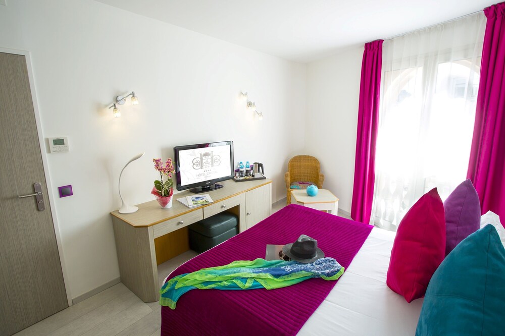 Guestroom