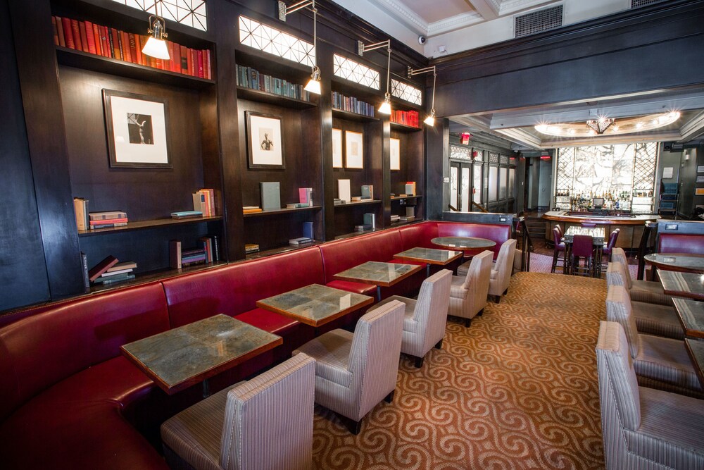 Hotel Lounge