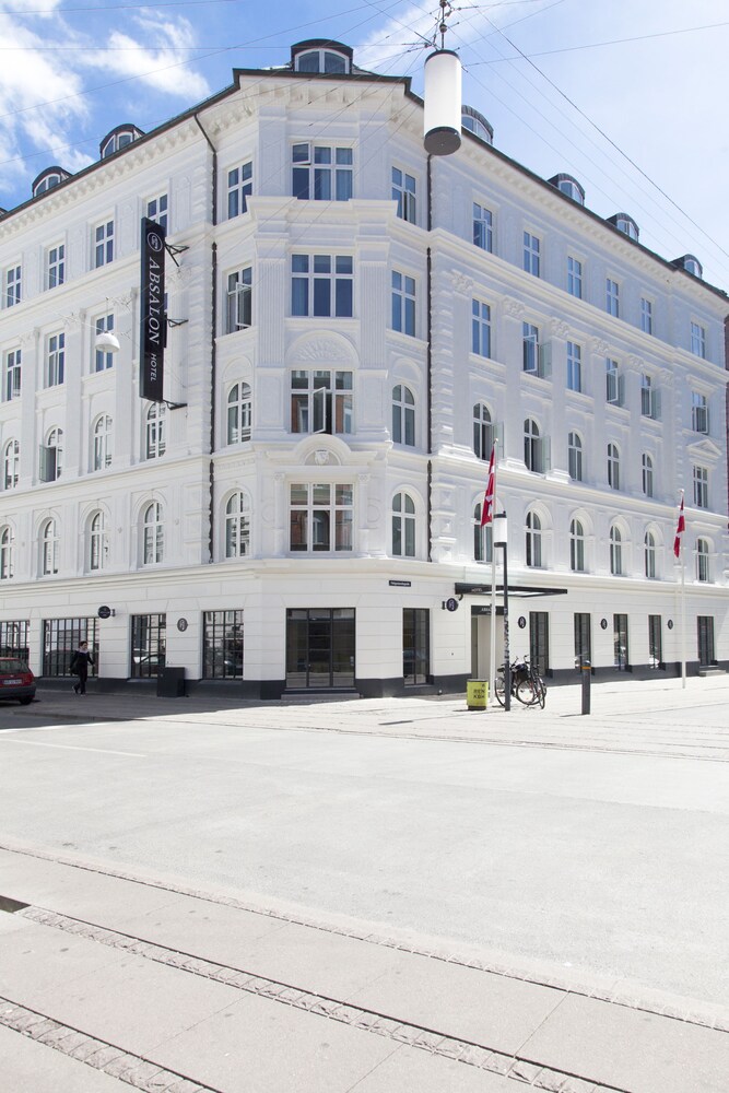 Hotellets facade