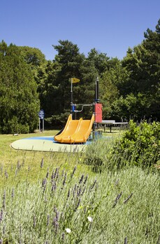Childrens Play Area - Outdoor