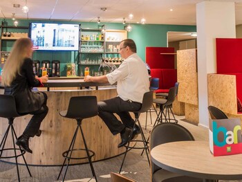 Hotel Bar