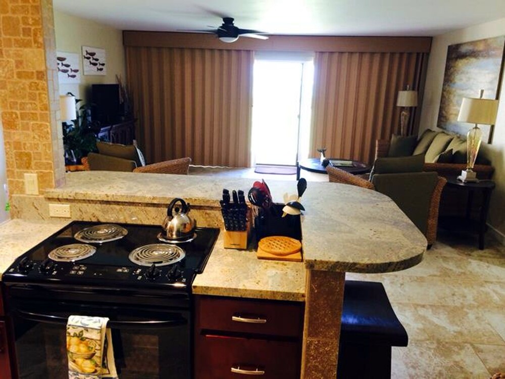 Standard Room, 2 Bedrooms, Non Smoking, Oceanfront - In-Room Kitchen