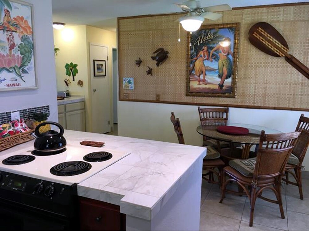 Standard Room, 2 Bedrooms, Non Smoking, Oceanfront - In-Room Dining