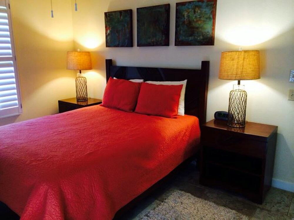 Standard Room, 2 Bedrooms, Non Smoking, Oceanfront - Guestroom