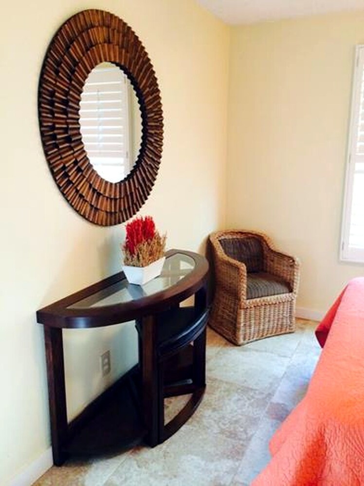 Standard Room, 2 Bedrooms, Non Smoking, Oceanfront - Guestroom