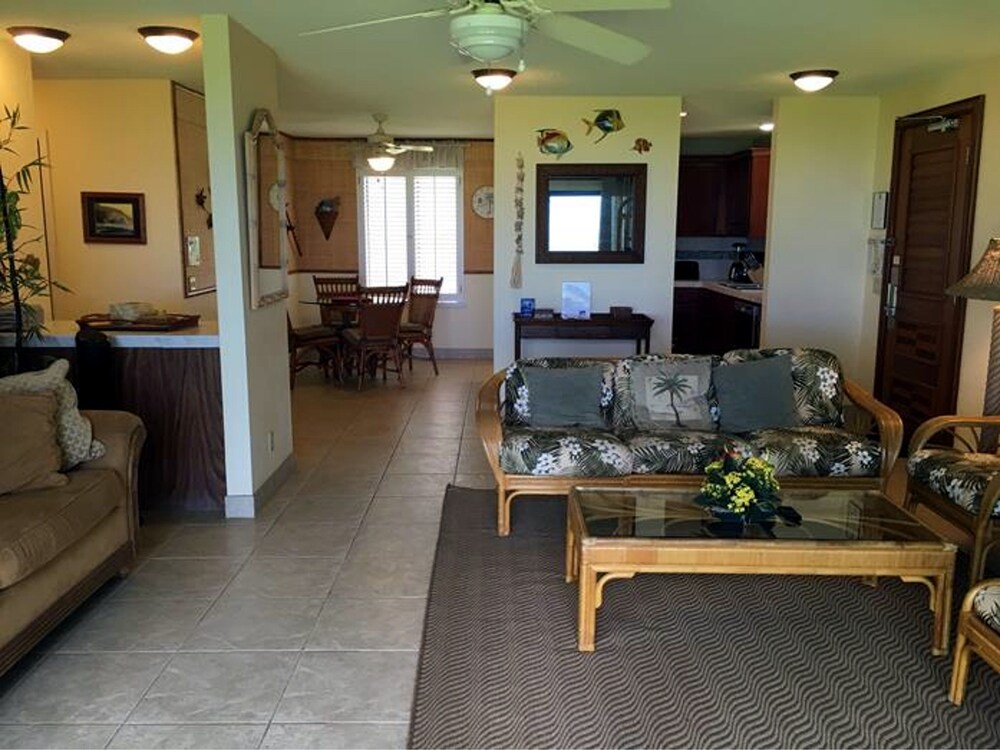 Standard Room, 2 Bedrooms, Non Smoking, Oceanfront - Living Area