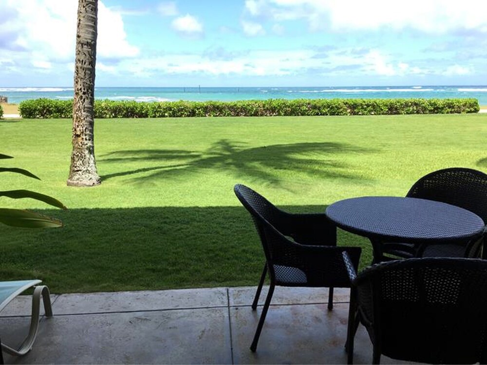 Standard Room, 1 Bedroom, Non Smoking, Oceanfront - Guestroom View