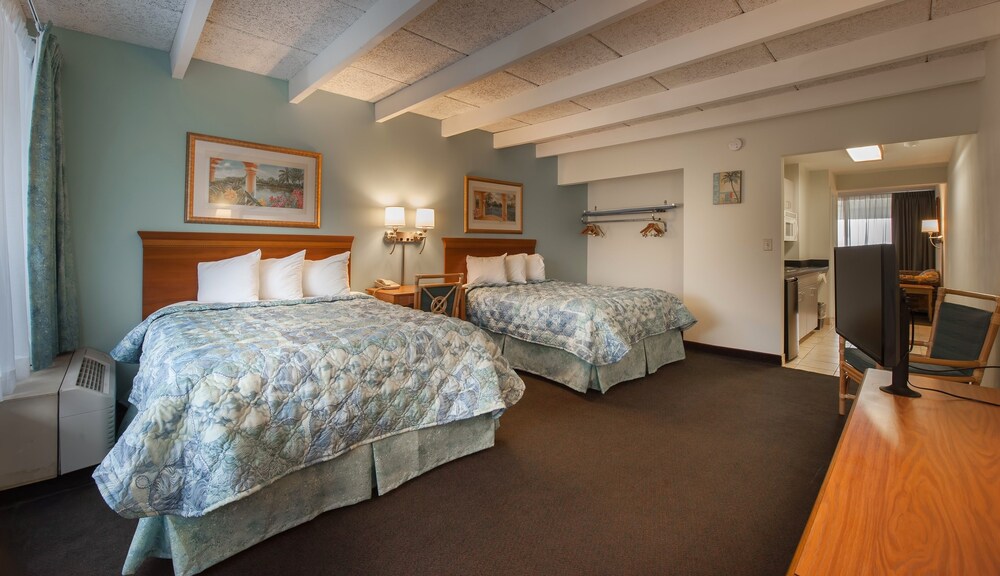 Days Inn And Suites Jekyll Island  2017 Room Prices  Deals Reviews