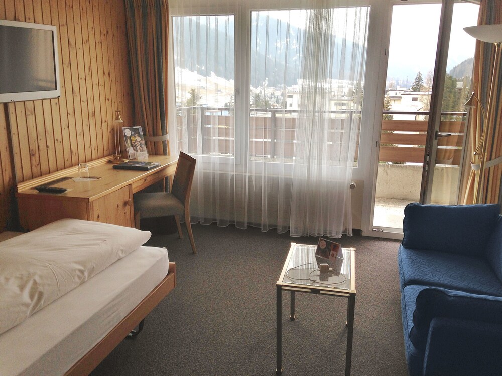 Guestroom