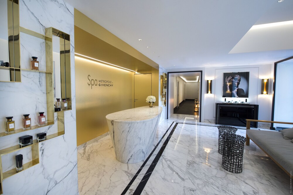 Spa Reception