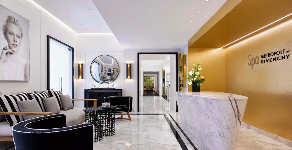 Spa Reception