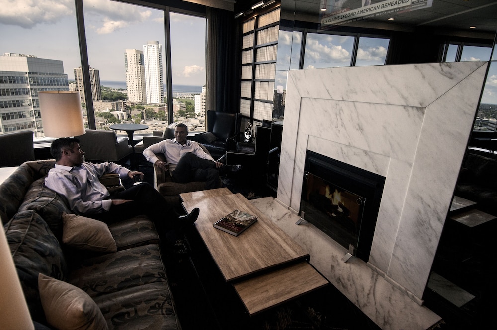 Executive Lounge