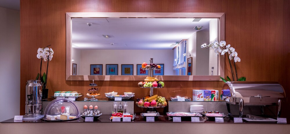 Salle de petit-déjeuner