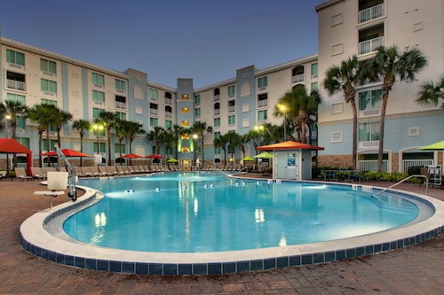 Holiday Inn Resort Orlando - Lake Buena Vista, an IHG Hotel