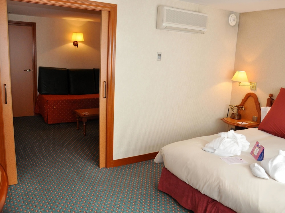Guestroom